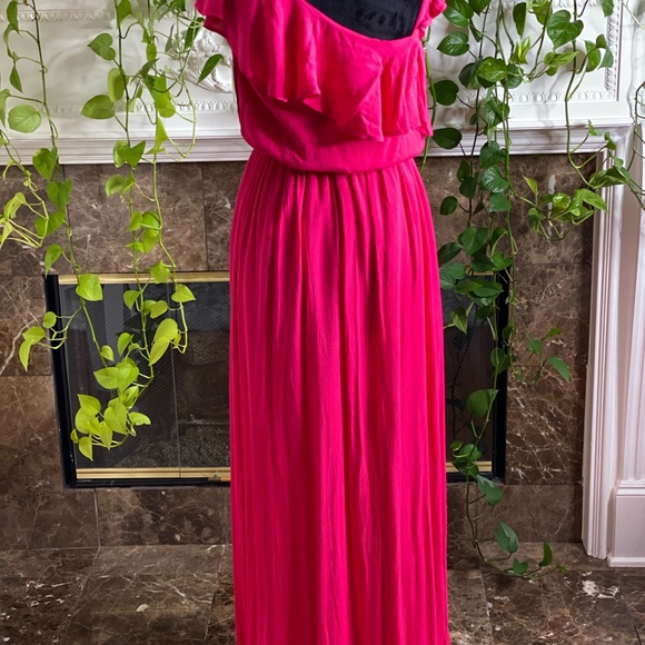 Fuchsia one shoulder maxi dress - Picture 5 of 5
